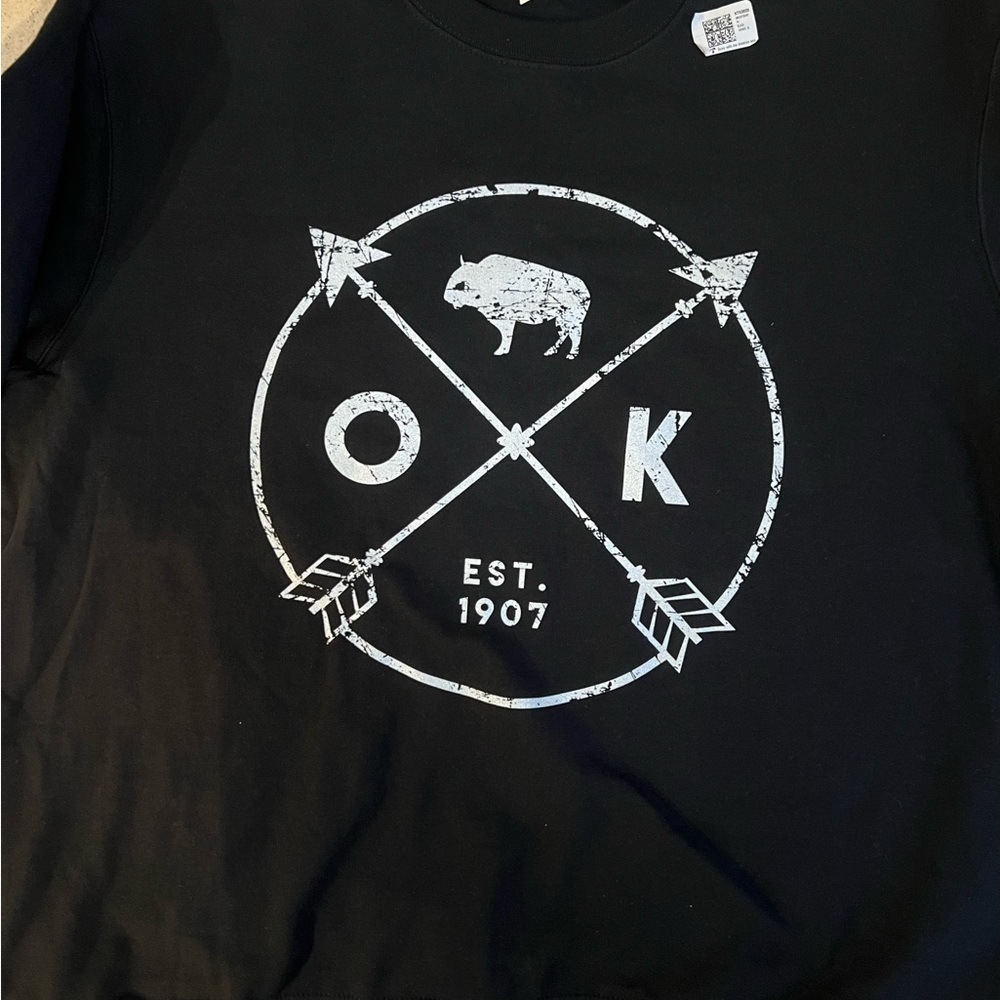 Oklahoma Adventure EST 1907 Sweatshirt with Buffalo and Arrows Unisex Size XL - Picture 2 of 4
